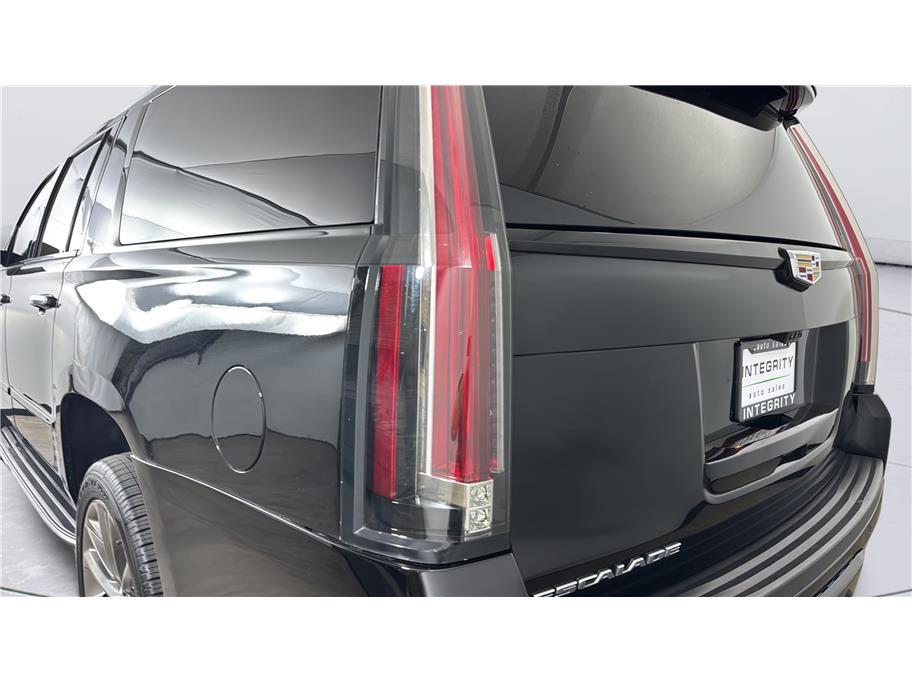 2020 Cadillac Escalade ESV Luxury Sport Utility 4D Folsom CA