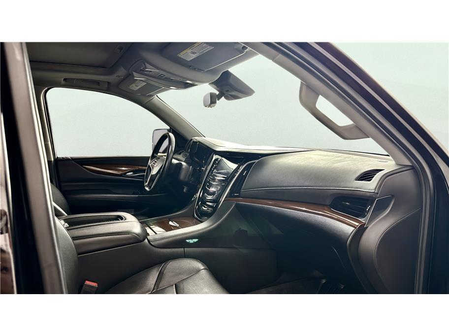 2020 Cadillac Escalade ESV Luxury Sport Utility 4D Folsom CA