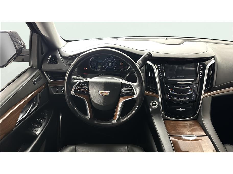 2020 Cadillac Escalade ESV Luxury Sport Utility 4D Folsom CA