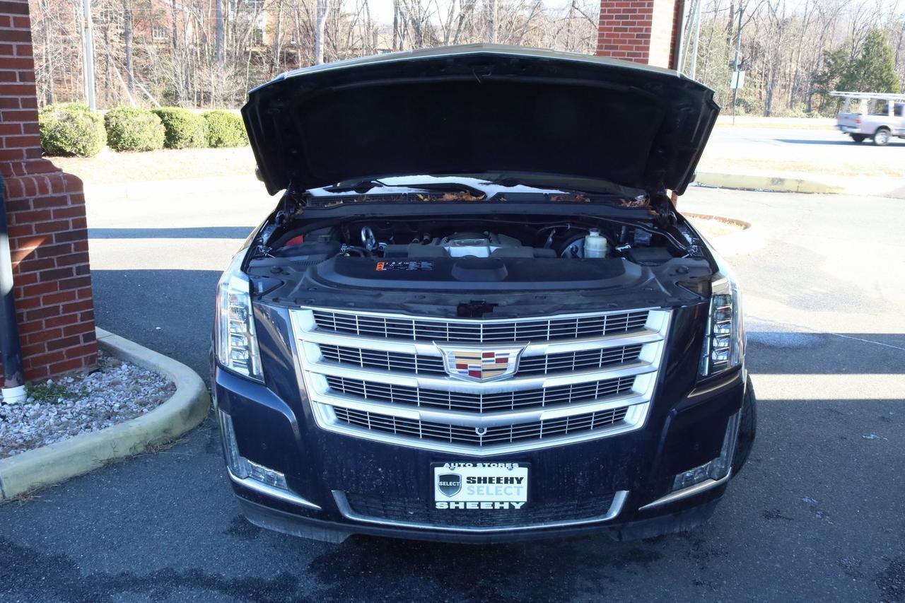 2020 Cadillac Escalade ESV Luxury Fredericksburg VA