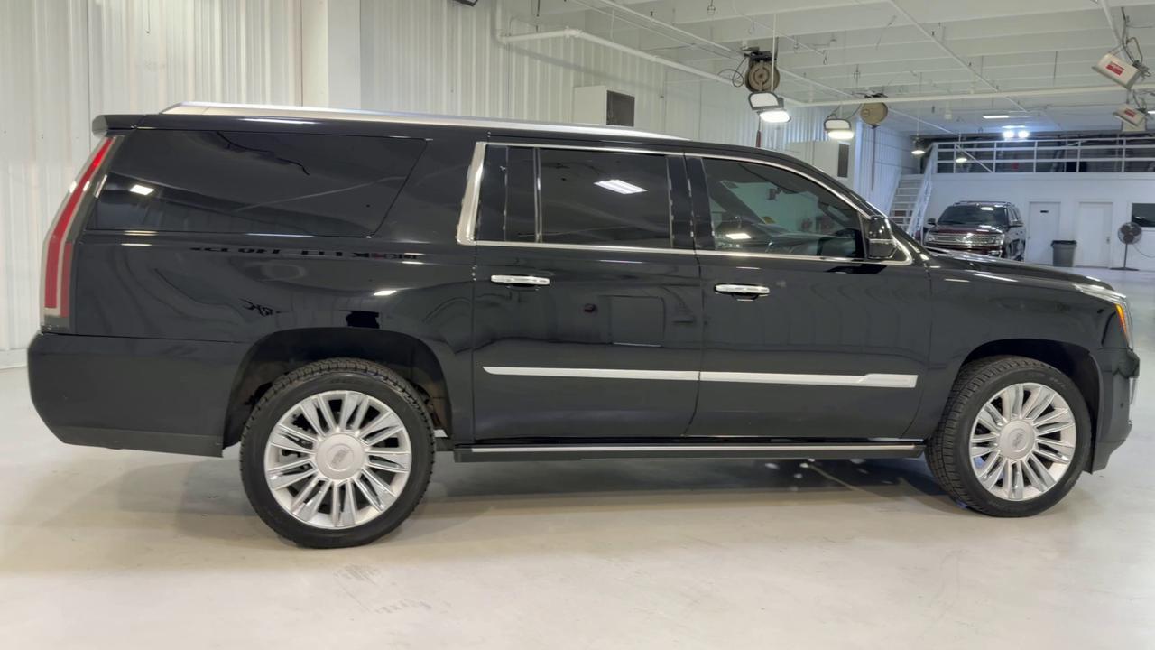 2020 Cadillac Escalade ESV Platinum