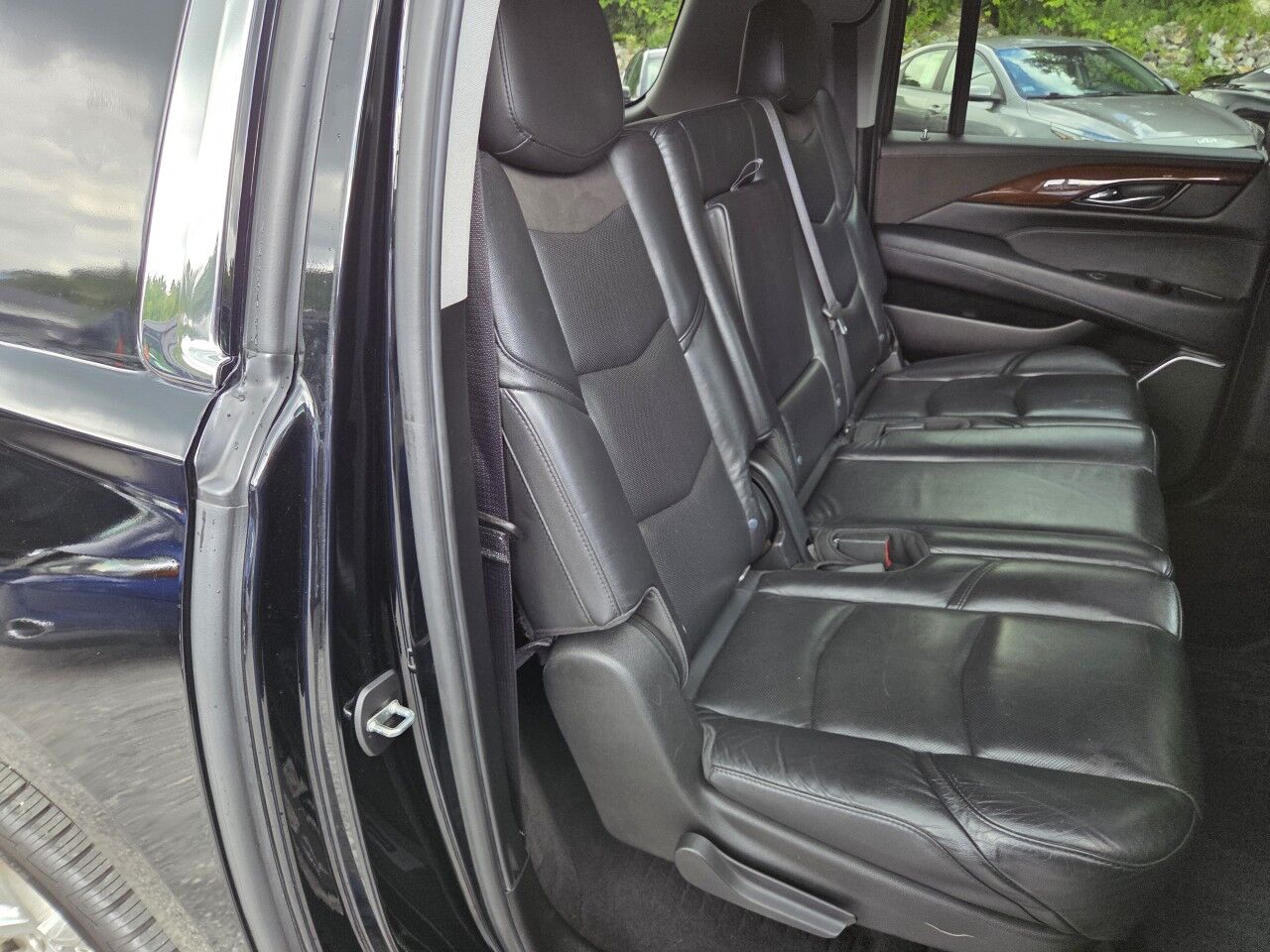 2020 Cadillac Escalade ESV Premium Luxury Charlton MA