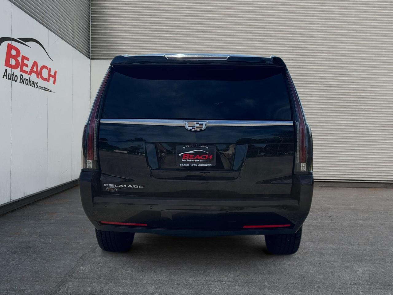 2020 Cadillac Escalade LUXURY, HEATED & COOLED SEATS, CAPTAINS CHAIRS, HEATED STEERING WHEEL, ADJUSTABLE PEDALS, SUNROOF, BOSE SPEAKERS, POWER THIRD ROW SEATING, REMOTE START, CLEAN CARFAX, DONT MISS THE OPPUTUNITY TO RIDE HOME IN COMFORT & LUXURY TODAY!!! Norfolk VA