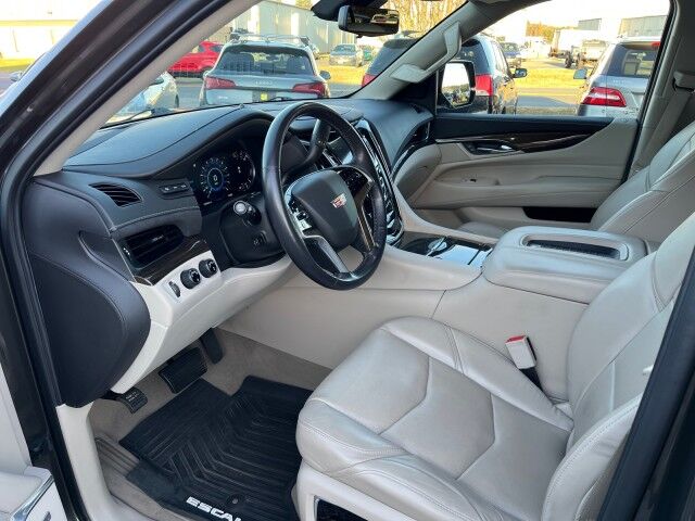 2020 Cadillac Escalade Luxury 4WD Ashland VA