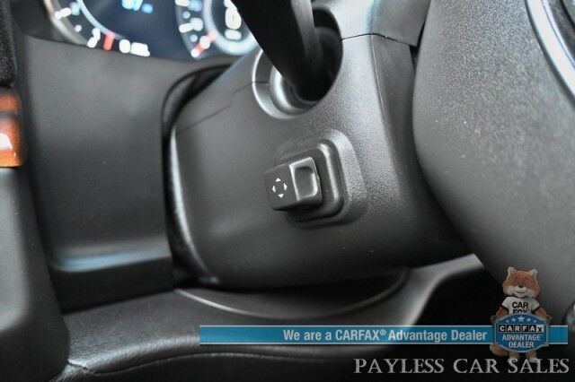 2020 Cadillac Escalade Luxury / 4X4 / Heated & Cooled Leather Seats / Heated Steering Wheel / NAV / Sunroof / Auto Start / Bose Speakers / HUD / 3rd Row / Seats 7 / Blind Spot & Collision Alert / Bluetooth / Back Up Camera / Tow Pkg / 1-Owner Anchorage AK