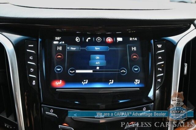 2020 Cadillac Escalade Luxury / 4X4 / Heated & Cooled Leather Seats / Heated Steering Wheel / NAV / Sunroof / Auto Start / Bose Speakers / HUD / 3rd Row / Seats 7 / Blind Spot & Collision Alert / Bluetooth / Back Up Camera / Tow Pkg / 1-Owner Anchorage AK