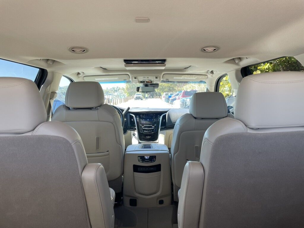 2020 Cadillac Escalade PREMIUM LUXURY~CLEAN CARFAX~ONLINE FINANCE AND SHIPPING AVAILABL Sarasota FL