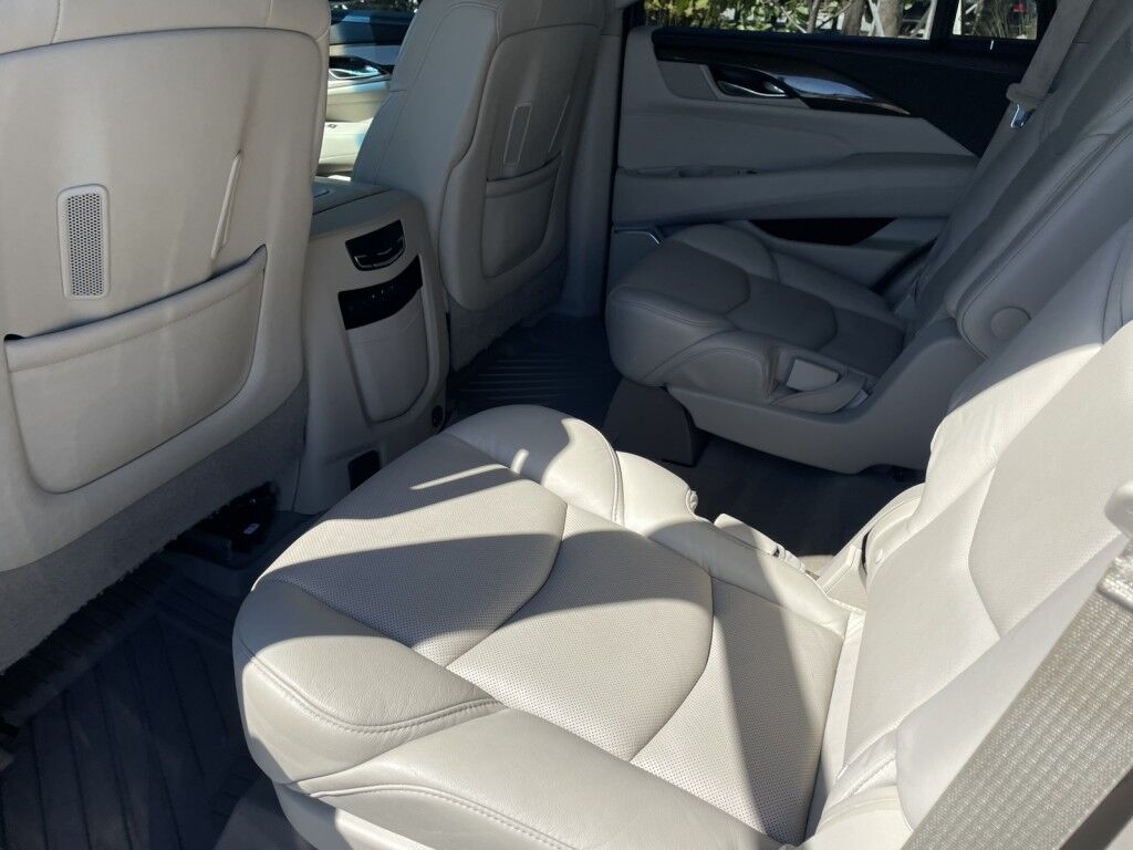 2020 Cadillac Escalade PREMIUM LUXURY~CLEAN CARFAX~ONLINE FINANCE AND SHIPPING AVAILABL Sarasota FL