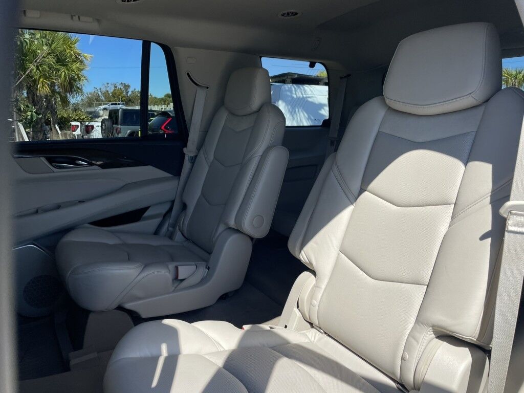 2020 Cadillac Escalade PREMIUM LUXURY~CLEAN CARFAX~ONLINE FINANCE AND SHIPPING AVAILABL Sarasota FL