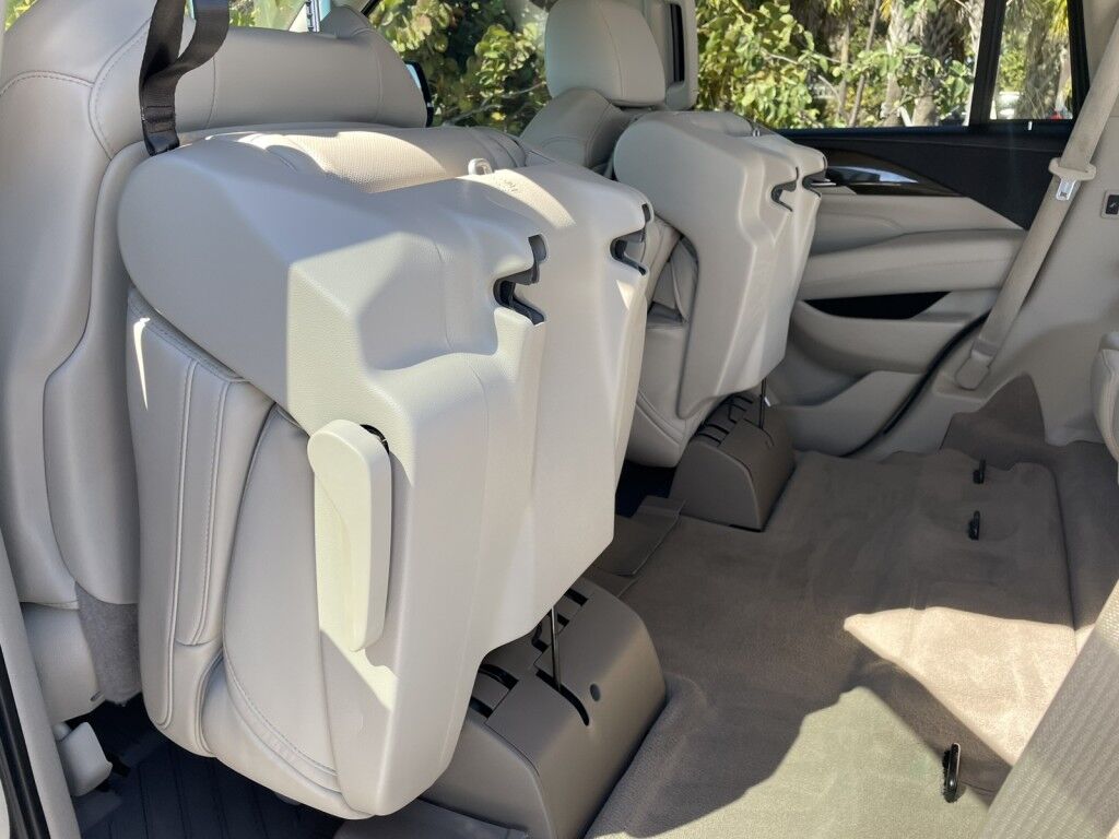 2020 Cadillac Escalade PREMIUM LUXURY~CLEAN CARFAX~ONLINE FINANCE AND SHIPPING AVAILABL Sarasota FL