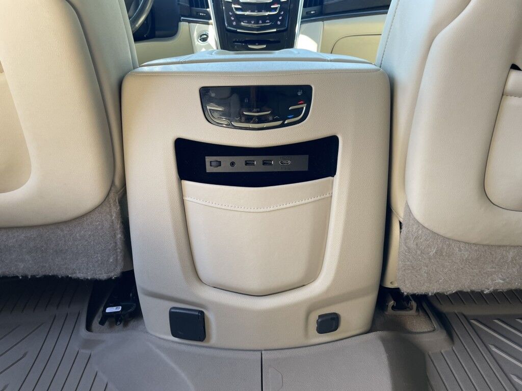 2020 Cadillac Escalade PREMIUM LUXURY~CLEAN CARFAX~ONLINE FINANCE AND SHIPPING AVAILABL Sarasota FL