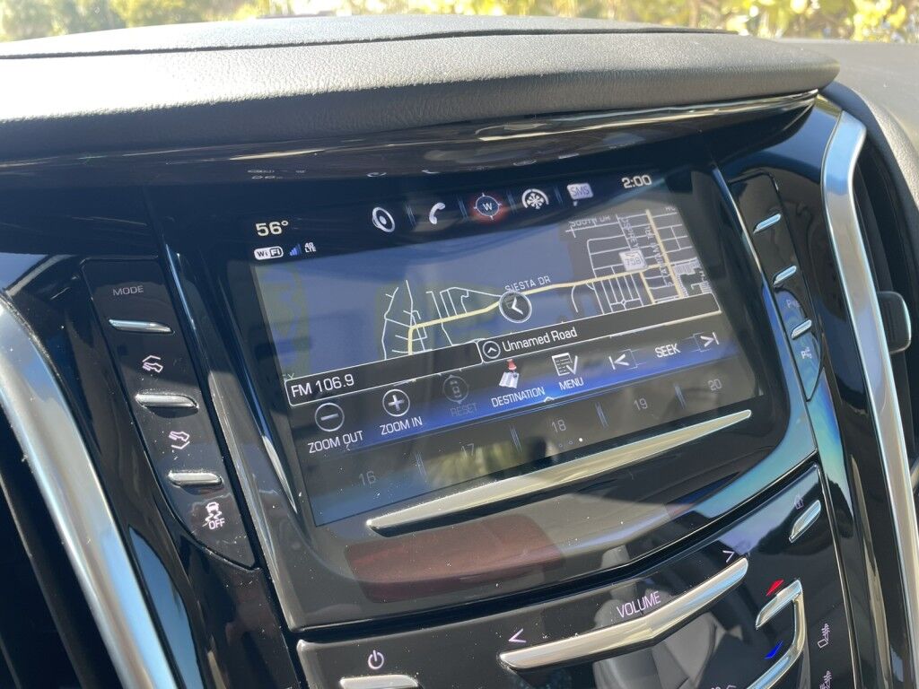 2020 Cadillac Escalade PREMIUM LUXURY~CLEAN CARFAX~ONLINE FINANCE AND SHIPPING AVAILABL Sarasota FL