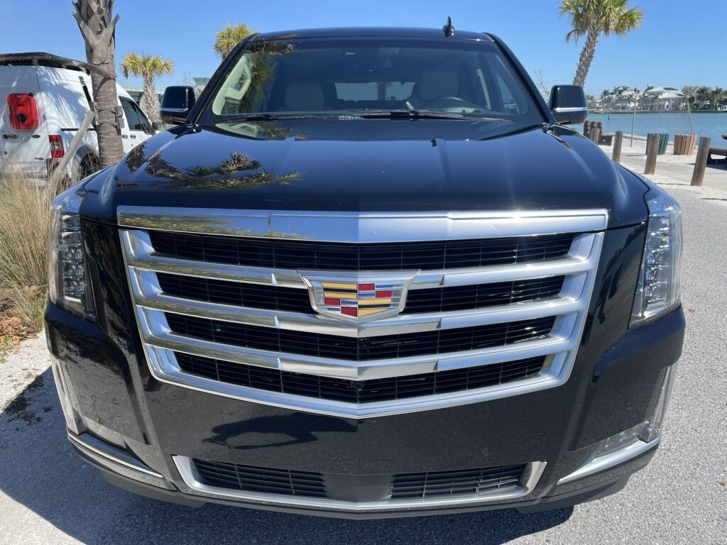 2020 Cadillac Escalade PREMIUM LUXURY~CLEAN CARFAX~ONLINE FINANCE AND SHIPPING AVAILABL Sarasota FL