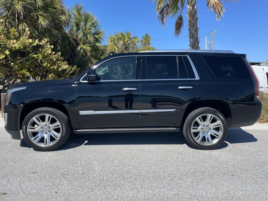 2020 Cadillac Escalade PREMIUM LUXURY~CLEAN CARFAX~ONLINE FINANCE AND SHIPPING AVAILABL Sarasota FL