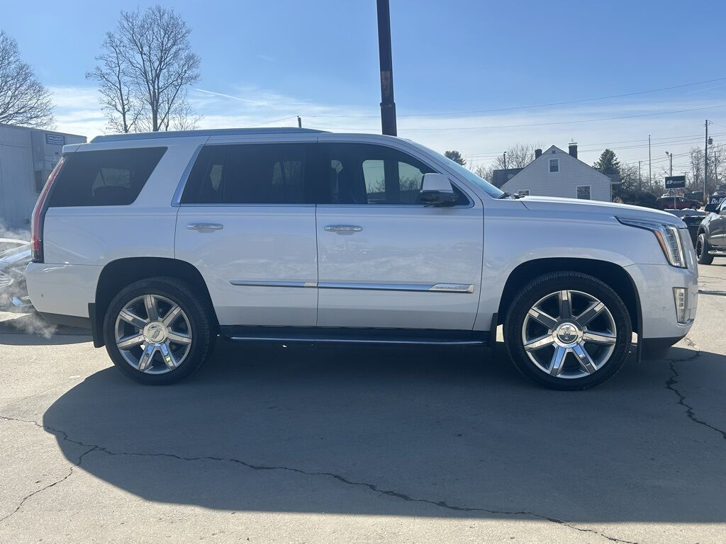 2020 Cadillac Escalade Premium Luxury Crestwood KY