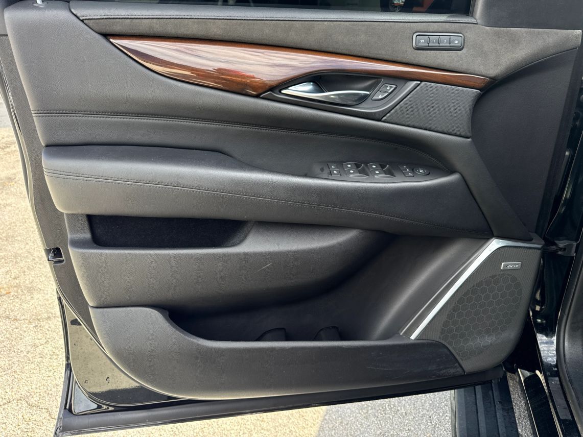 2020 Cadillac Escalade Premium Luxury Sport Utility 4D