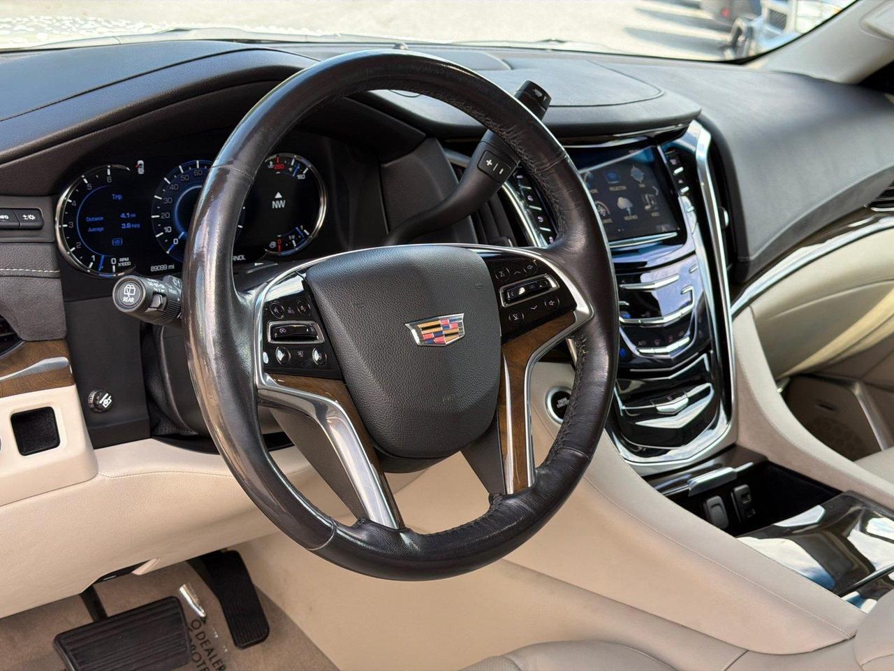 2020 Cadillac Escalade Premium Luxury Hagerstown MD