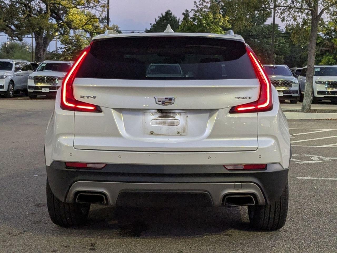 2020 Cadillac XT4 FWD Premium Luxury