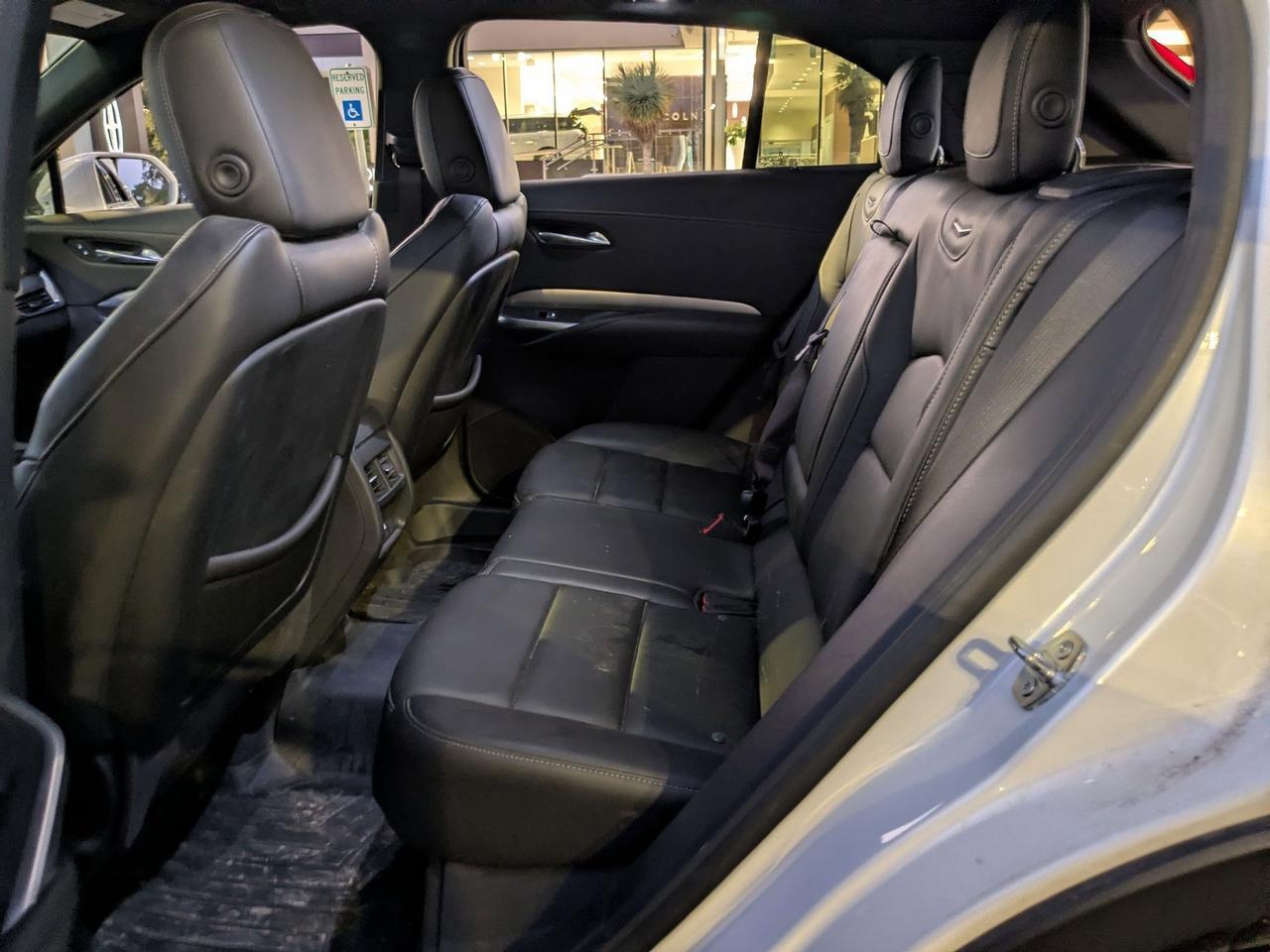 2020 Cadillac XT4 FWD Premium Luxury