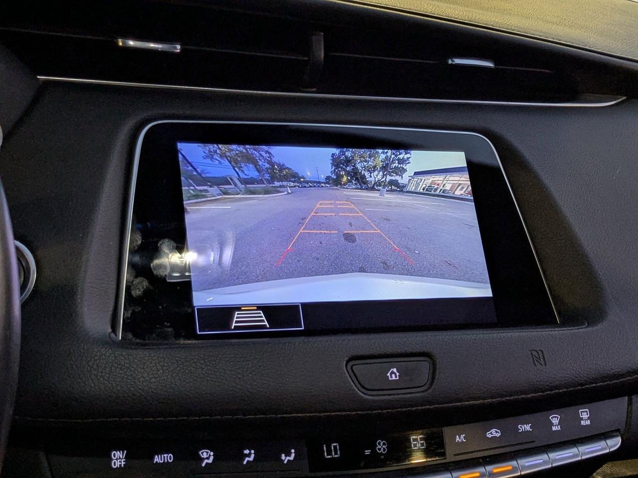 2020 Cadillac XT4 FWD Premium Luxury