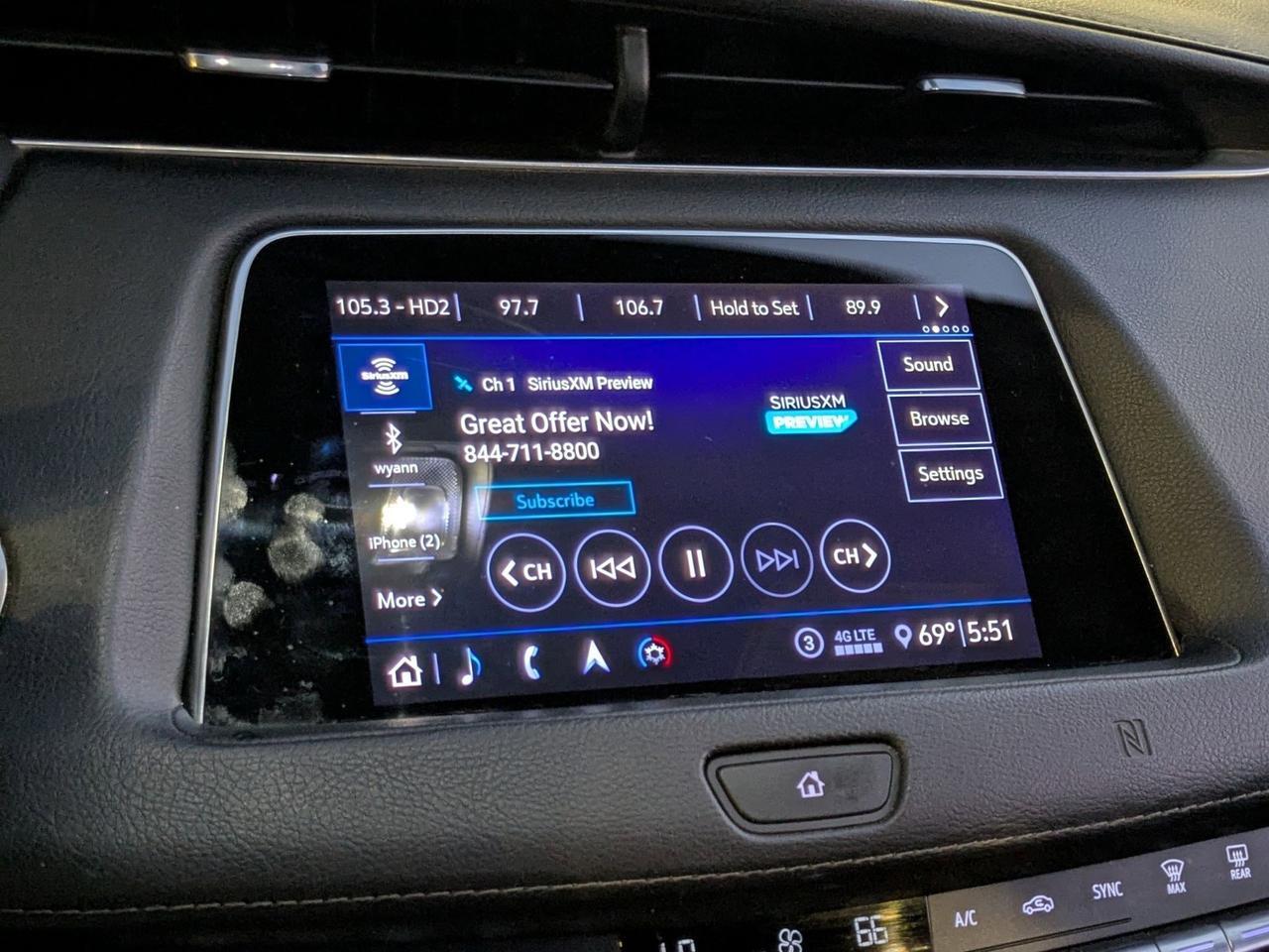 2020 Cadillac XT4 FWD Premium Luxury