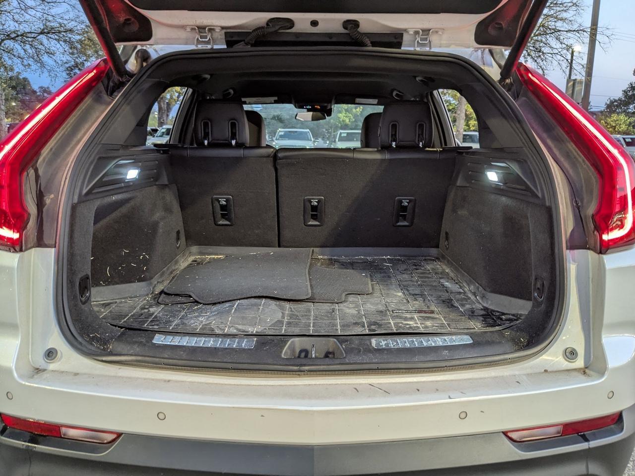 2020 Cadillac XT4 FWD Premium Luxury