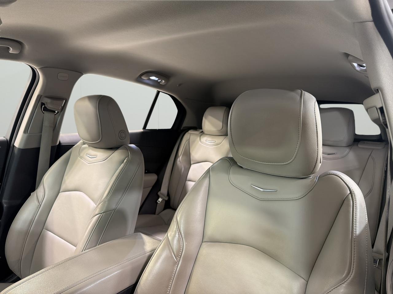 2020 Cadillac XT4 FWD Premium Luxury San Antonio TX