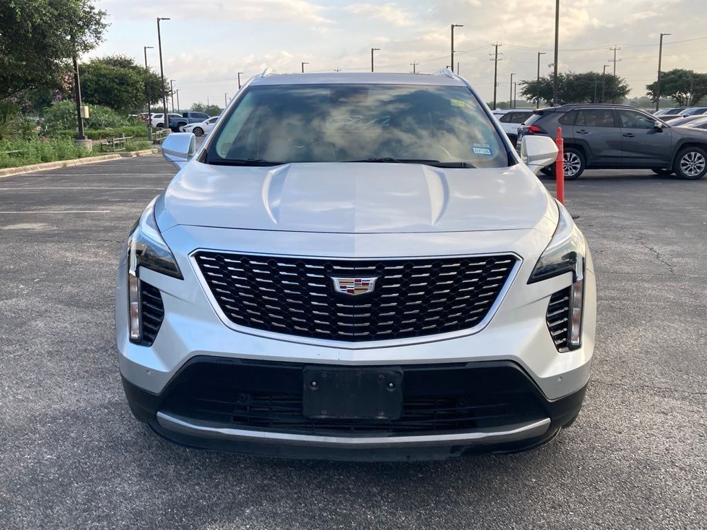 2020 Cadillac XT4 Premium Luxury