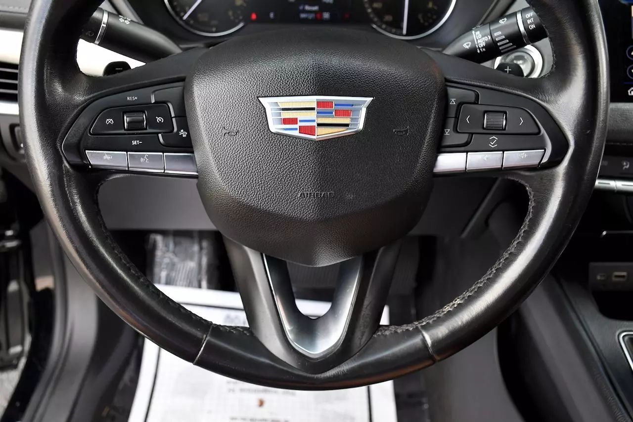 2020 Cadillac XT4 Premium Luxury Sport Utility 4D Doral FL