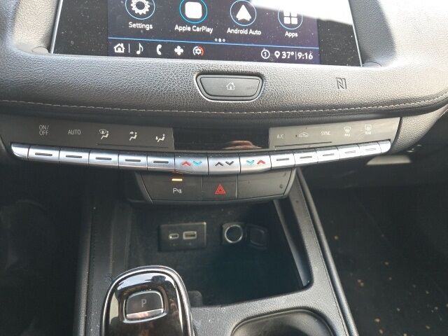 2020 Cadillac XT4 Premium Luxury West Burlington IA