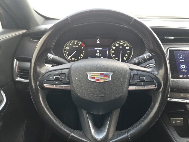 2020 Cadillac XT4 Premium Luxury West Burlington IA