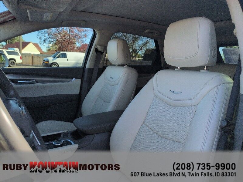 2020 Cadillac XT5 Premium Luxury AWD