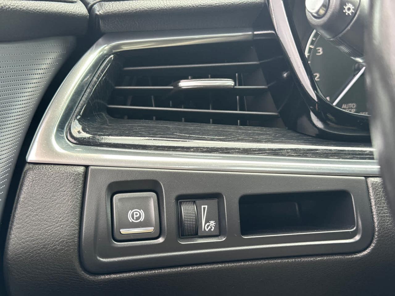 2020 Cadillac XT5 Premium Luxury AWD Dartmouth MA