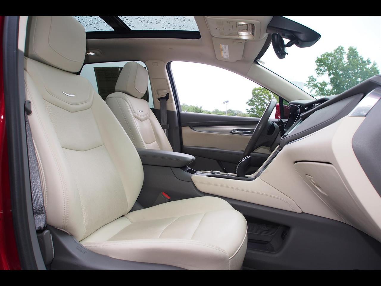 2020 Cadillac XT5 Premium Luxury