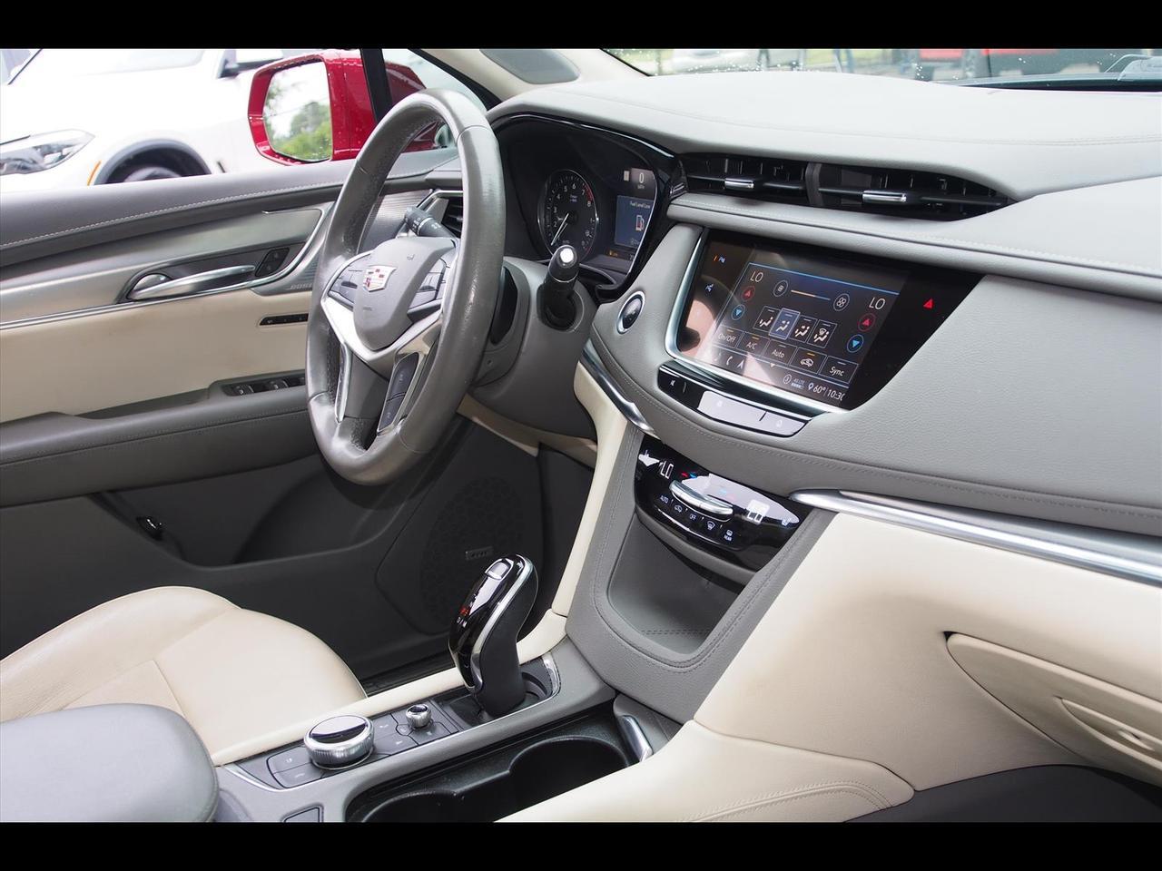 2020 Cadillac XT5 Premium Luxury