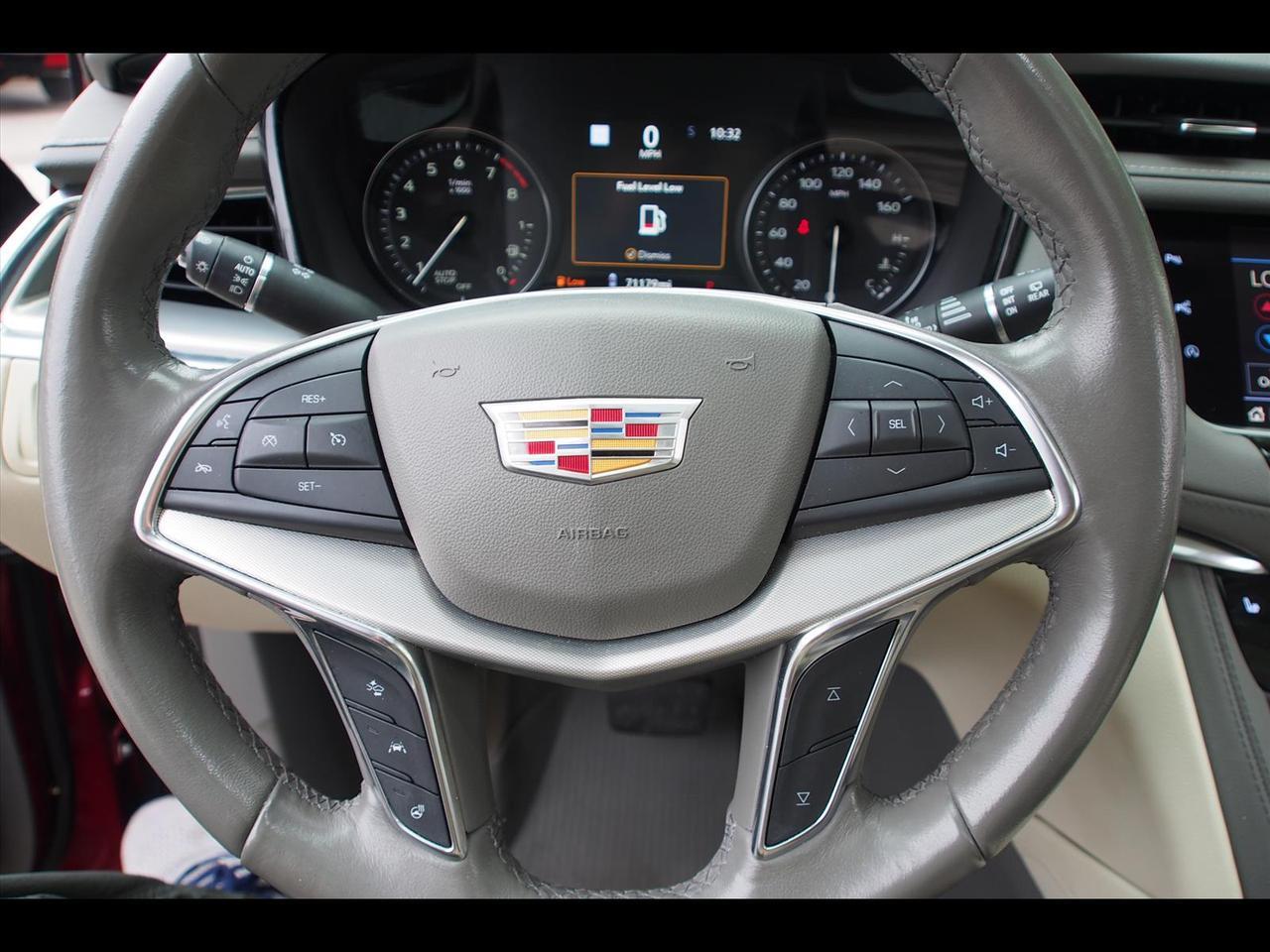 2020 Cadillac XT5 Premium Luxury