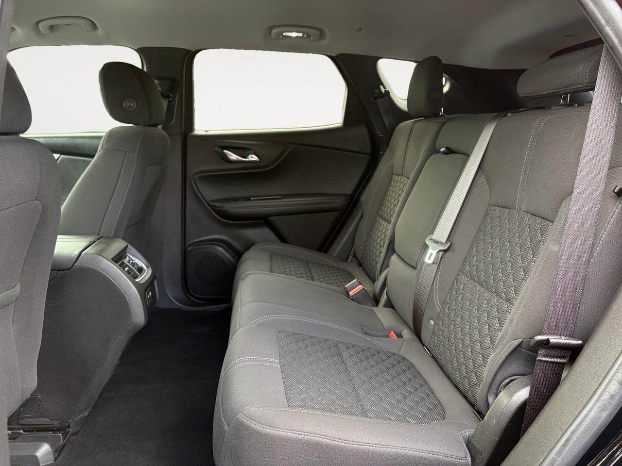 2020 Chevrolet Blazer LT, POWER LIFTGATE, LANE CHANGE ALERT, BACKUP CAMERA WITH PARKING SENSORS, REMOTE START, HEATED SEATS, BLUETOOTH, LOW MILES, BLAZE ON THE ROAD! Virginia Beach VA