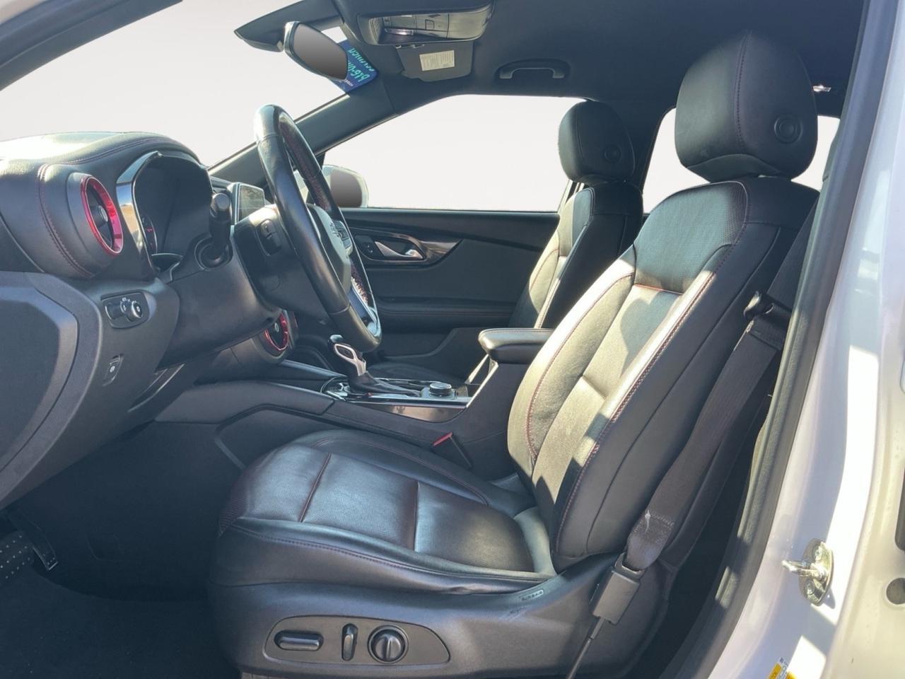 2020 Chevrolet Blazer RS, APPLE CARPLAY/ANDROID AUTO, HEATED SEATS, BACKUP CAMERA, POWER MIRRORS, POWER LIFTGATE, BLUETOOTH, TOW PACKAGE, ONLY 1 ONWER, THE PERFECT MOM CAR!