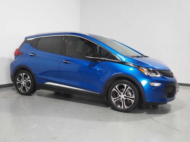 2020 Chevrolet Bolt EV Premier *BLIND SPOT & LANE DEPARTURE ALERT, SURROUND VIEW CAMERAS, 10.2 INCH COLOR TOUCHSCREEN, LEATHER, HEATED SEATS/STEERING, REMOTE START, DC FAST CHARGING, WIRELESS CHARGING, BOSE AUDIO, APPLE CARPLAY
