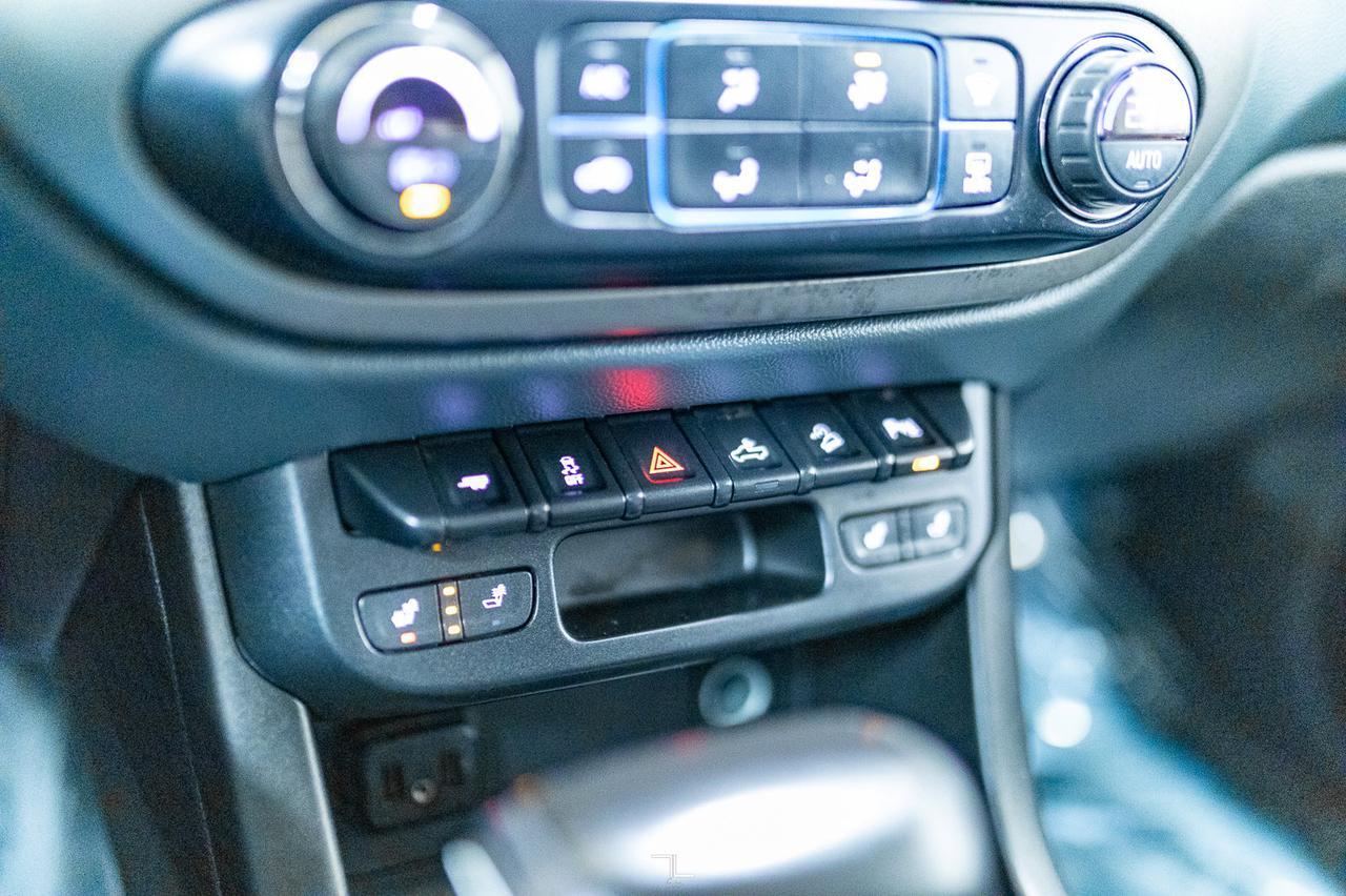 2020 Chevrolet Colorado 4x4 Crew Cab Z71 Leather BCam Red Deer AB