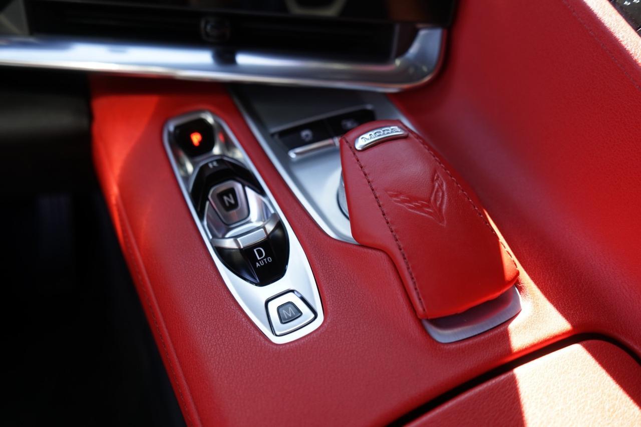 2020 Chevrolet Corvette Stingray 2LT Z51 photo 18