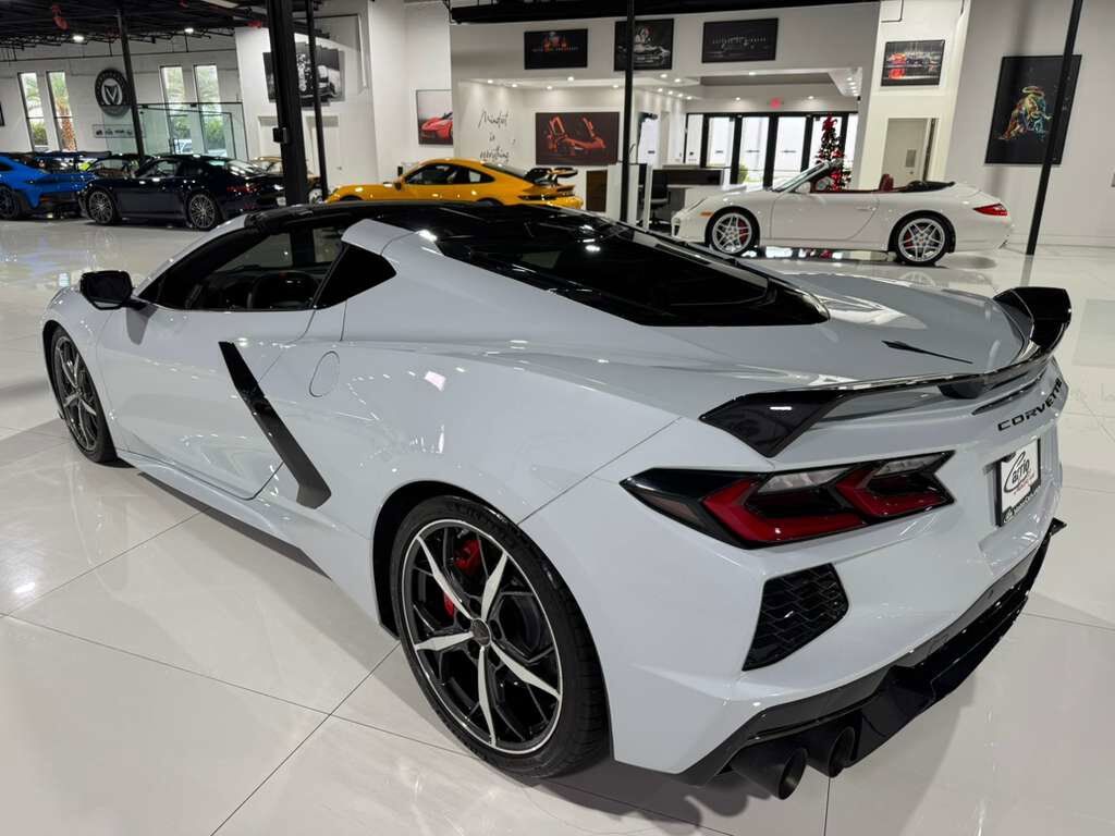 2020 Chevrolet Corvette 3LT Z51 Pack,Ceramic Matrix Gray paint,front lifter/camera,GT2 seats,carbon galore AND MUCH MORE!! Fort Lauderdale FL