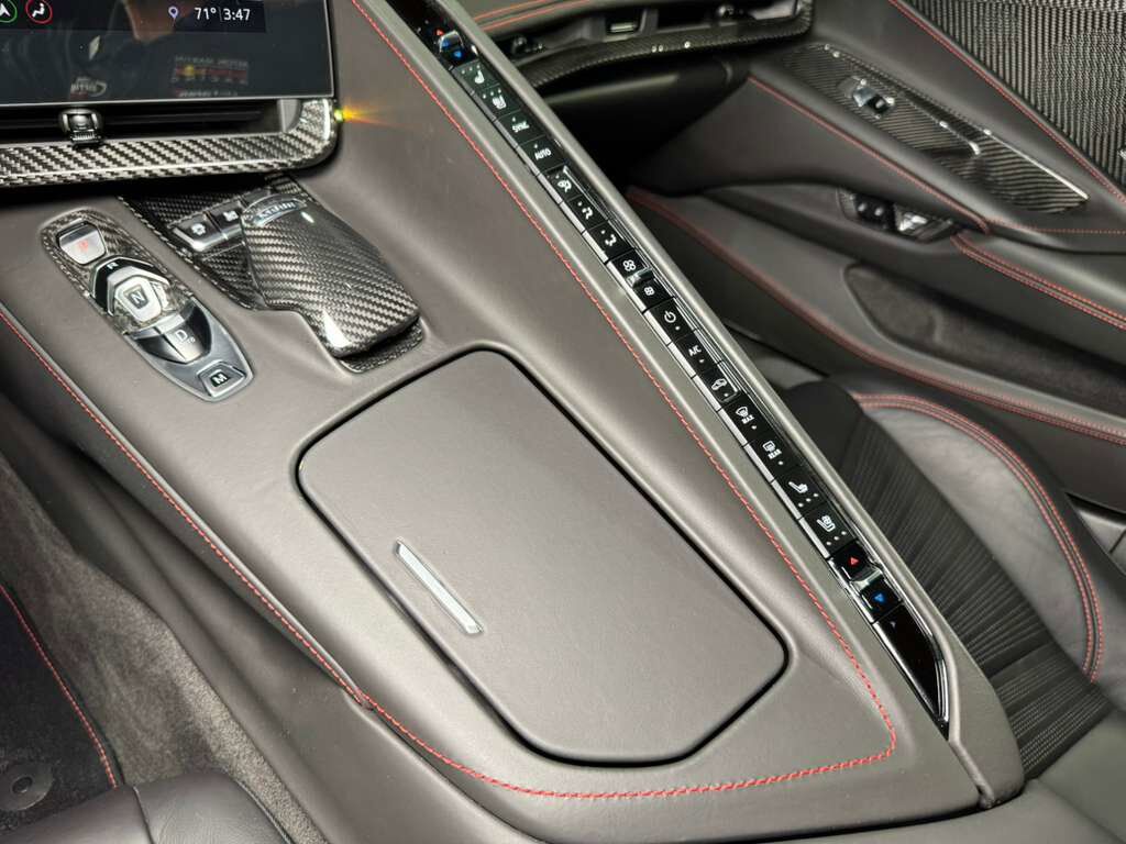 2020 Chevrolet Corvette 3LT Z51 Pack,Ceramic Matrix Gray paint,front lifter/camera,GT2 seats,carbon galore AND MUCH MORE!! Fort Lauderdale FL