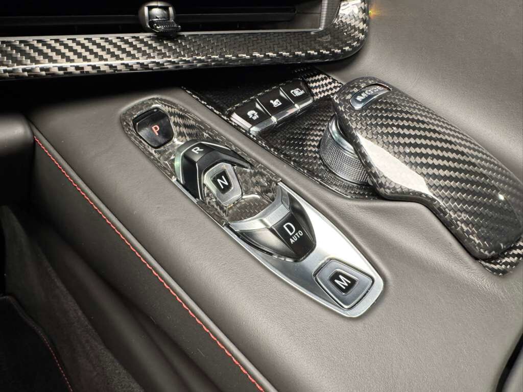 2020 Chevrolet Corvette 3LT Z51 Pack,Ceramic Matrix Gray paint,front lifter/camera,GT2 seats,carbon galore AND MUCH MORE!! Fort Lauderdale FL