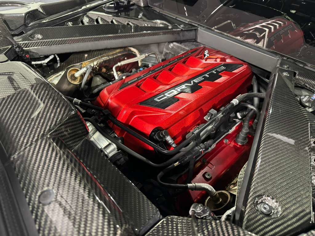 2020 Chevrolet Corvette 3LT Z51 Pack,Ceramic Matrix Gray paint,front lifter/camera,GT2 seats,carbon galore AND MUCH MORE!! Fort Lauderdale FL