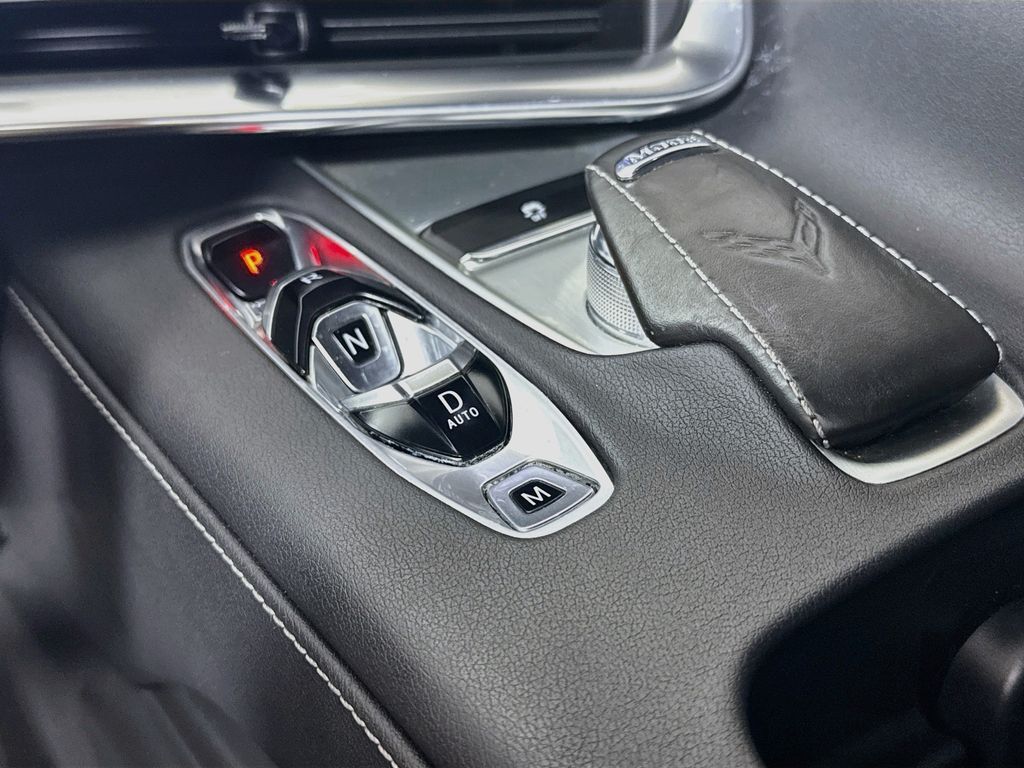 2020 Chevrolet Corvette 1LT - Photo 16