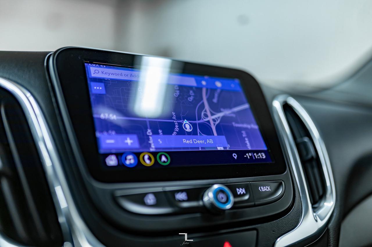 2020 Chevrolet Equinox AWD 2LT Leather Roof Nav BCam Red Deer AB