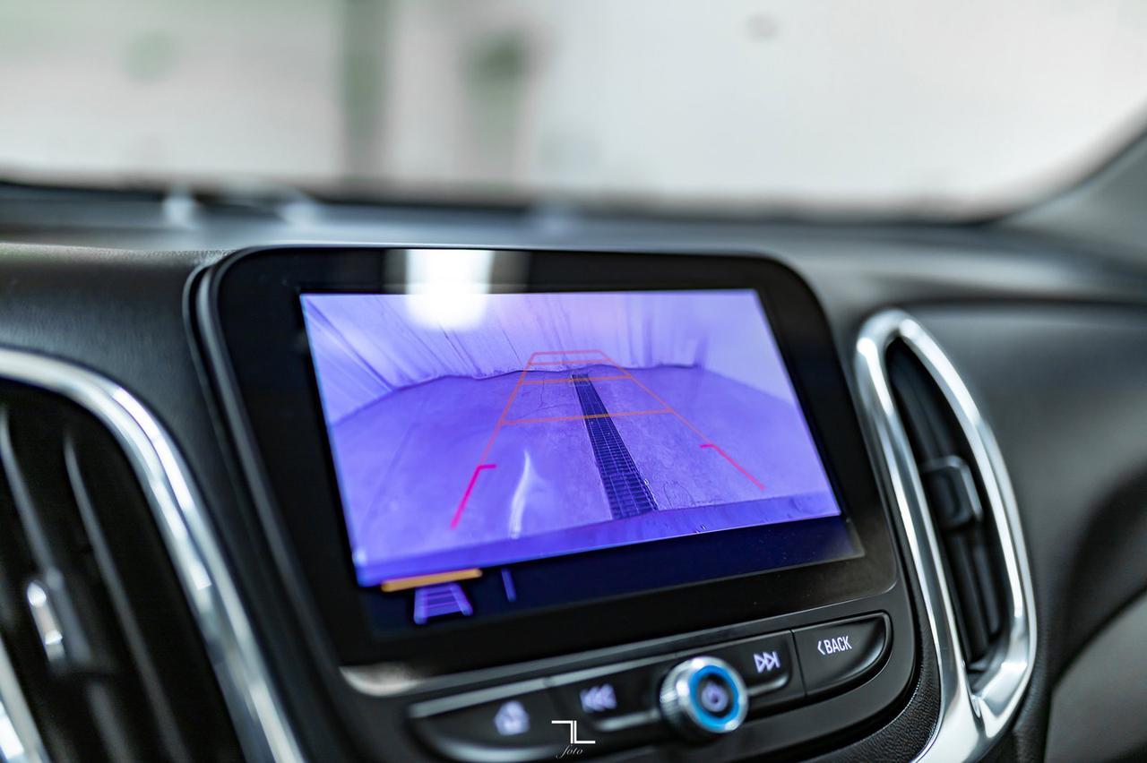 2020 Chevrolet Equinox AWD 2LT Leather Roof Nav BCam Red Deer AB