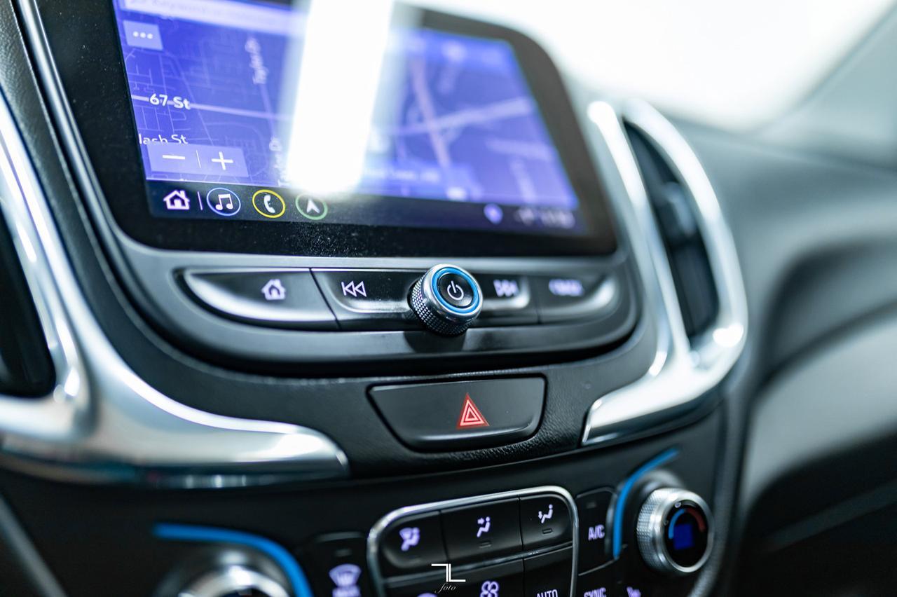 2020 Chevrolet Equinox AWD 2LT Leather Roof Nav BCam Red Deer AB