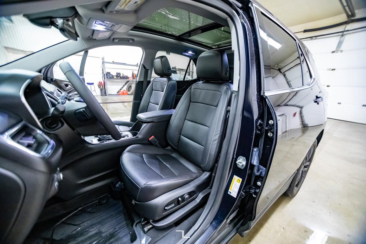 2020 Chevrolet Equinox AWD 2LT Leather Roof Nav BCam Red Deer AB